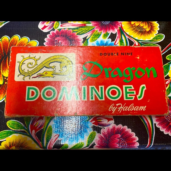 Dragon Dominoes By Halsam 1960’s - Picture 1 of 4